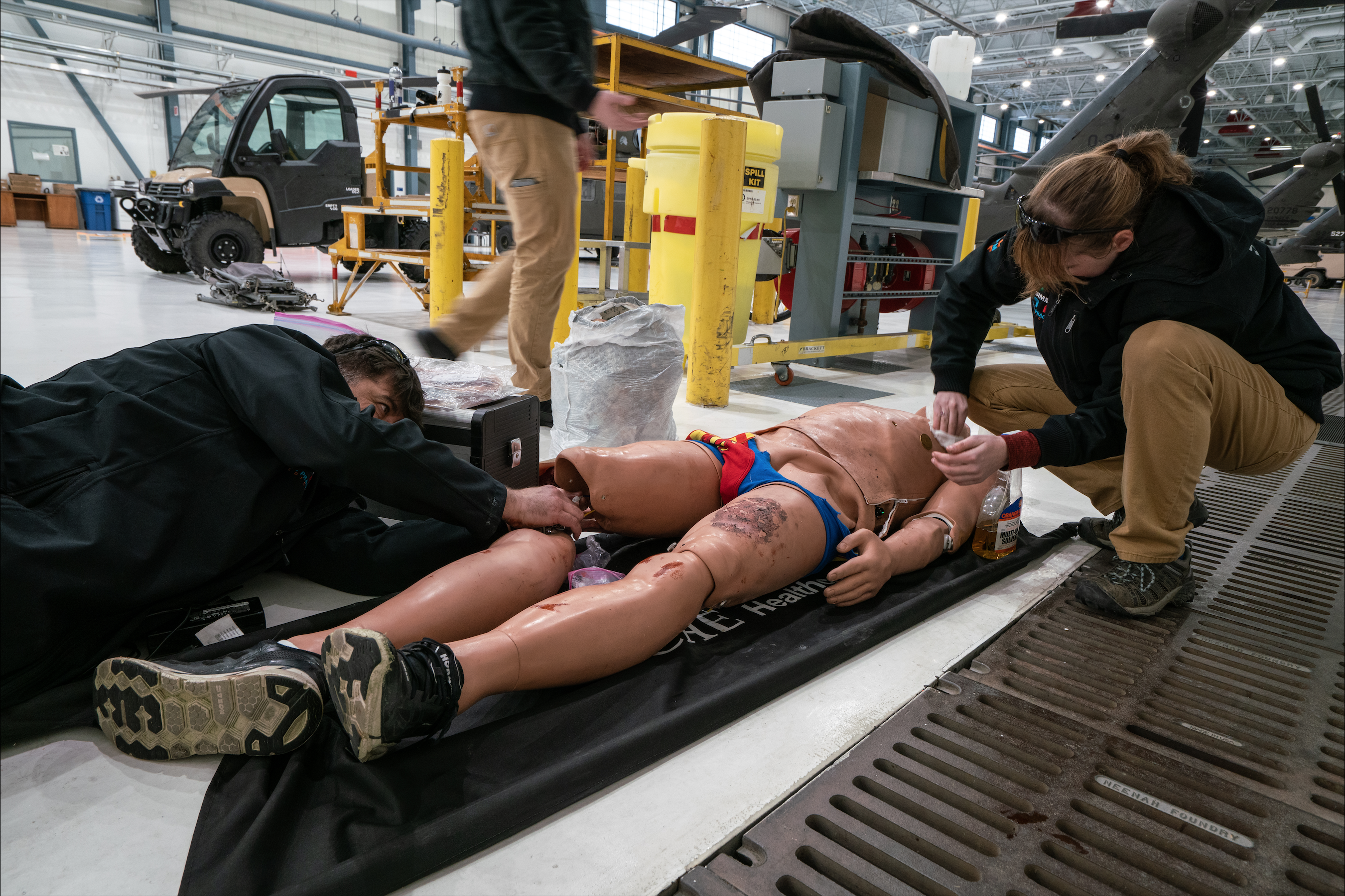 SIM-MT team rigging up a high-fidelity mannequin for Simulation